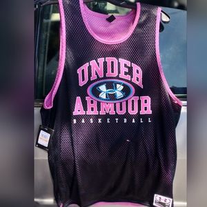 Under Armour Men's Baseline  Reversible basketball jersey. Small